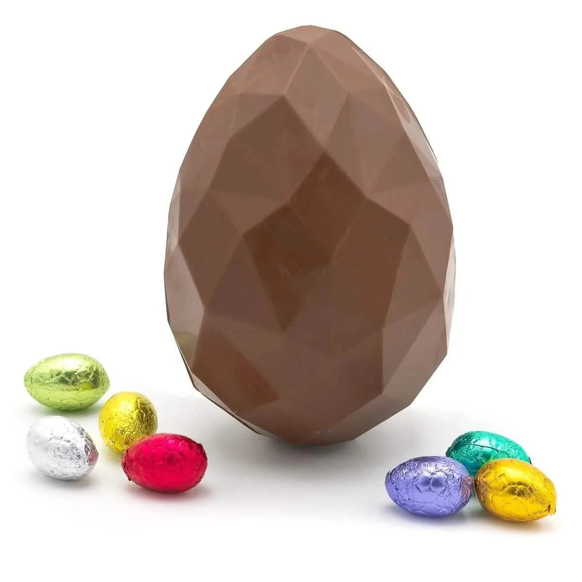 Diamond Easter egg with 8 small eggs (milk) 300 Grs - The Belgian Chocolate Makers